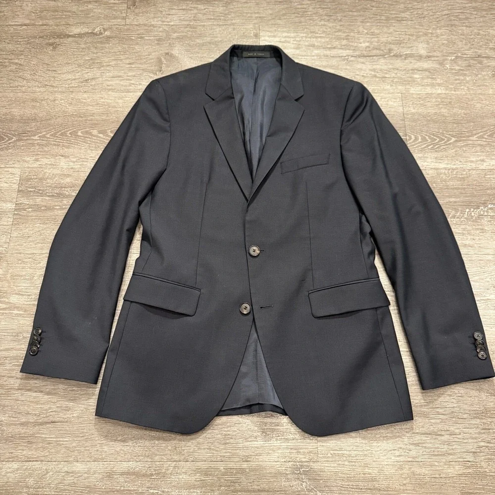 Hugo Boss Sport Coat Mens 36 R Blue Wool Two Button Jacket Blazer Preppy Pocket